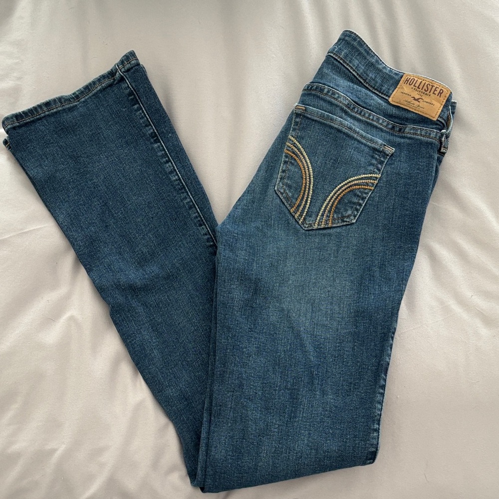 Hollister Women's Classic Straight Leg Jeans - Dark Blue
